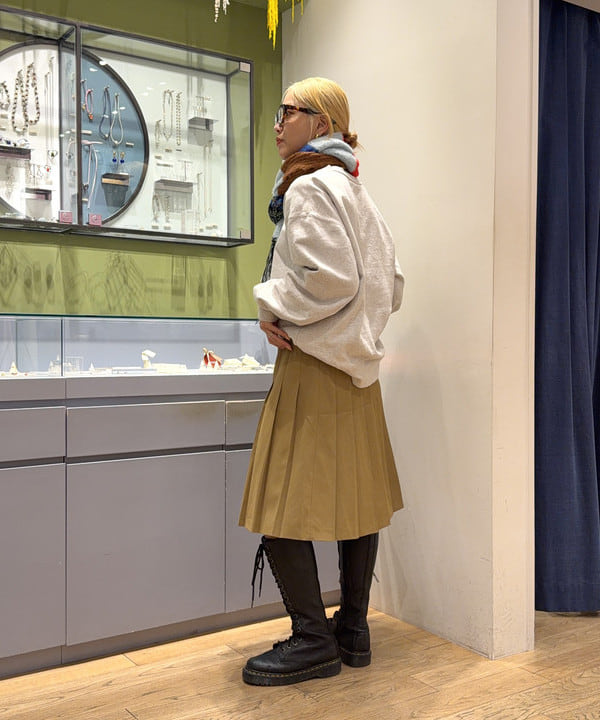 れいなさんの「BEAMS WOMEN｜【別注】FRED PERRY / Tennis Pleats Skirt」を使ったコーディネート