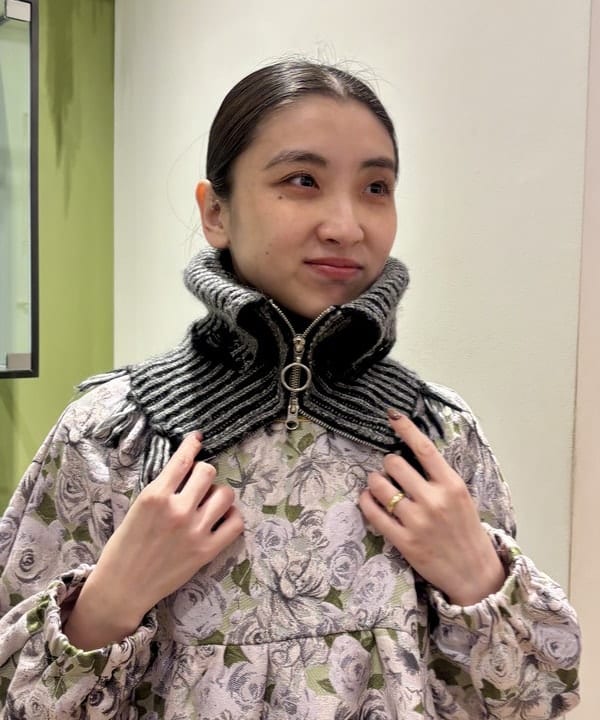 ちりこさんの「BEAMS WOMEN｜ベロア ワイド スウェット パンツ」を使ったコーディネート