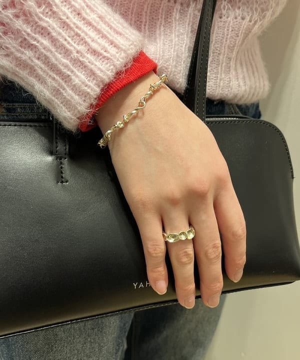 神坂 莉子さんの「BEAMS WOMEN｜YAHKI / YH-752 SHOULDER BAG」を使ったコーディネート