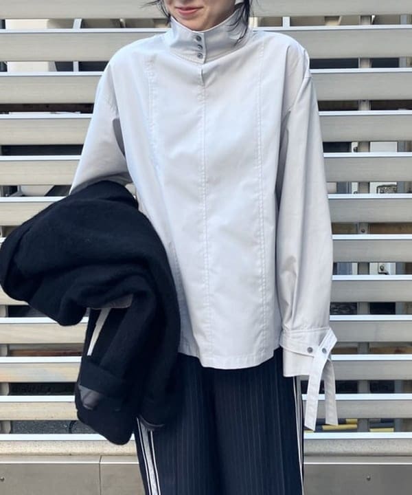 晶さんの「BEAMS WOMEN｜RBS / ベルトカフス ハイネック ブラウス」を使ったコーディネート