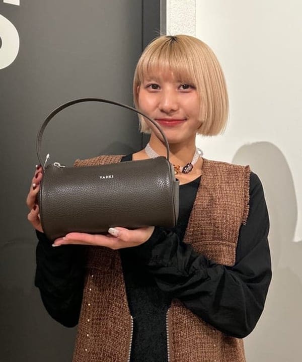 佐藤 亜美さんの「BEAMS WOMEN｜フリンジ フレア ワンピース」を使ったコーディネート