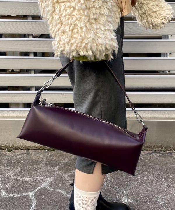 カタヤマ アヤさんの「BEAMS WOMEN｜ミックス ループ編み ニット ジャケット」を使ったコーディネート