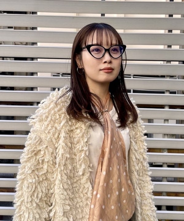 カタヤマ アヤさんの「BEAMS WOMEN｜ミックス ループ編み ニット ジャケット」を使ったコーディネート