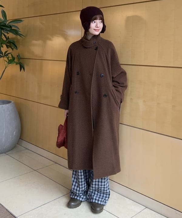 Hazukiさんの「BEAMS WOMEN｜【別注】Casselini / フラワー ニット帽」を使ったコーディネート
