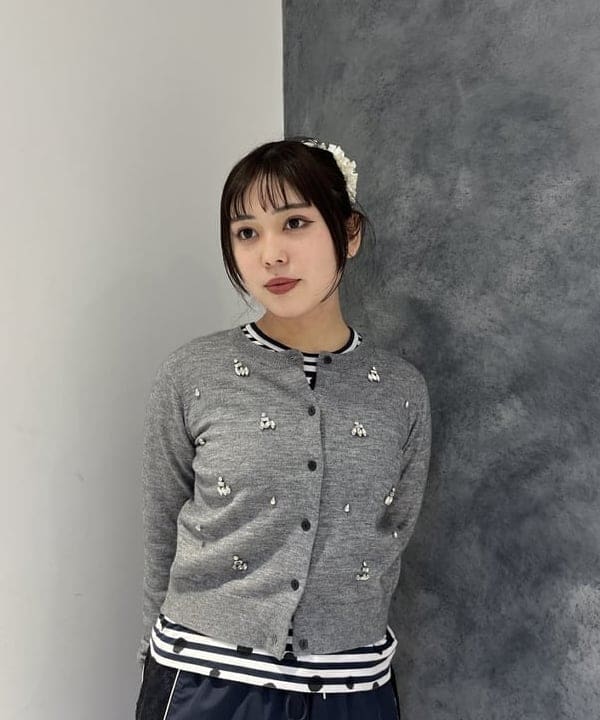 星野 真依さんの「BEAMS WOMEN｜レース キリカエ トラックパンツ」を使ったコーディネート