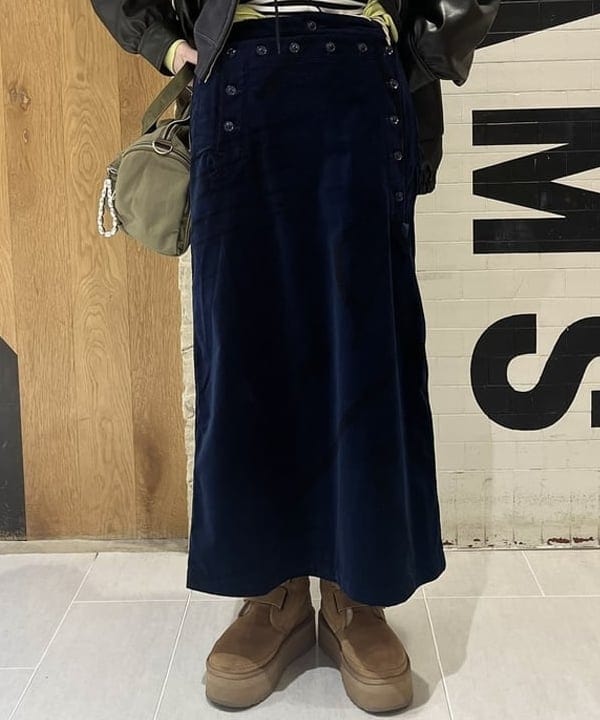 江口 息吹さんの「BEAMS WOMEN｜スウェット ジップ フーディー」を使ったコーディネート