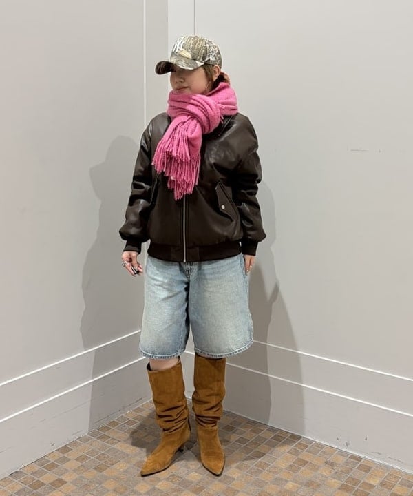 まゆちゃんさんの「BEAMS WOMEN｜フェイクレザー ナカワタボマー ブルゾン」を使ったコーディネート