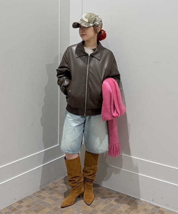 まゆちゃんさんの「BEAMS WOMEN｜フェイクレザー ナカワタボマー ブルゾン」を使ったコーディネート