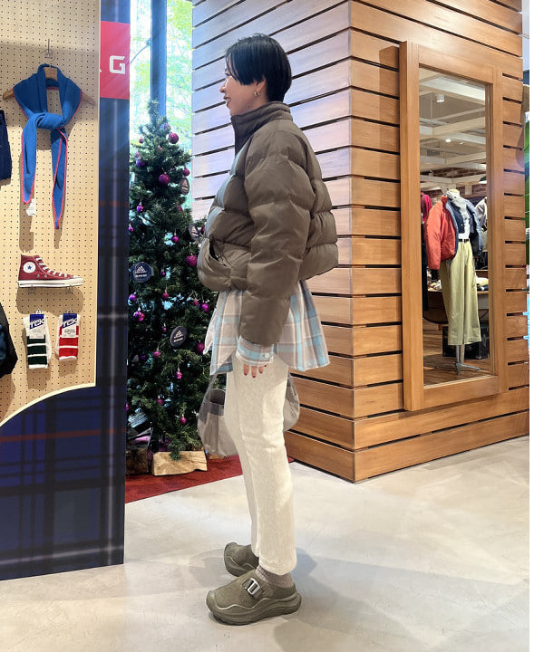 ミナミマリコさんの「BEAMS WOMEN｜リバーシブル ダウン ジャケット」を使ったコーディネート