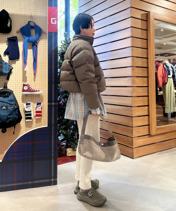 ミナミマリコさんの「BEAMS WOMEN｜リバーシブル ダウン ジャケット」を使ったコーディネート