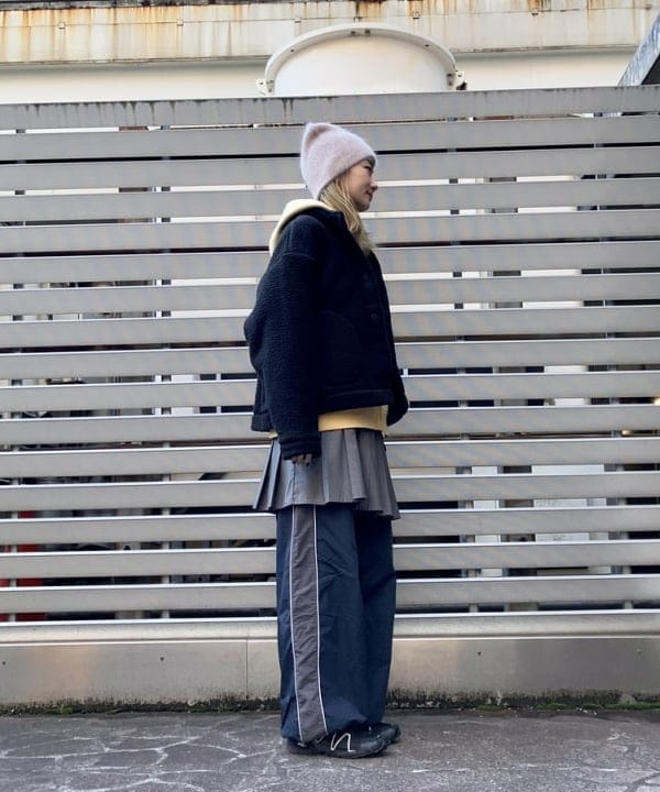 むりょさんの「BEAMS WOMEN｜DANTON / DOUBLE FACE BOA STAND COLLAR CARDIGAN」を使ったコーディネート