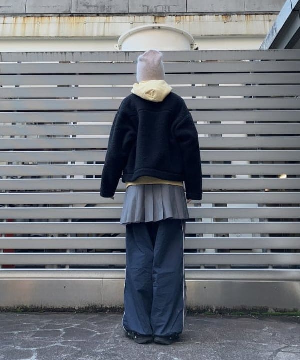 むりょさんの「BEAMS WOMEN｜DANTON / DOUBLE FACE BOA STAND COLLAR CARDIGAN」を使ったコーディネート