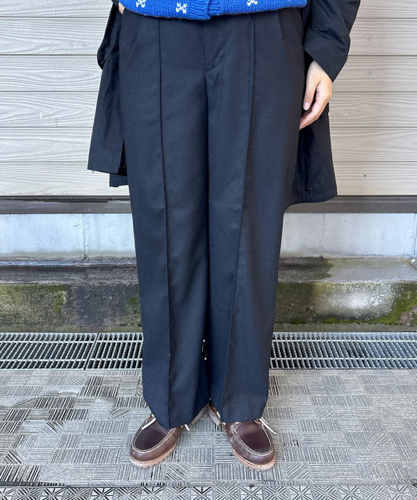 チナツさんの「BEAMS WOMEN｜【別注】Barbour / Balvenie Jacket 25FW」を使ったコーディネート