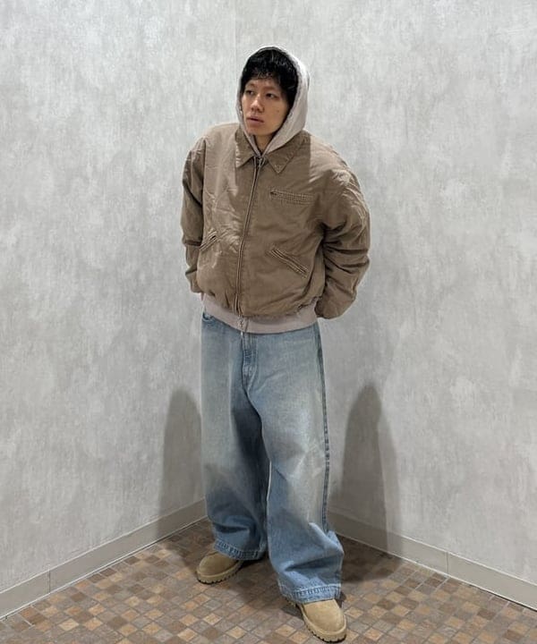 配島 孝明さんの「BEAMS WOMEN｜ワイドショートフィット フェード ダック ダウンジャケット」を使ったコーディネート