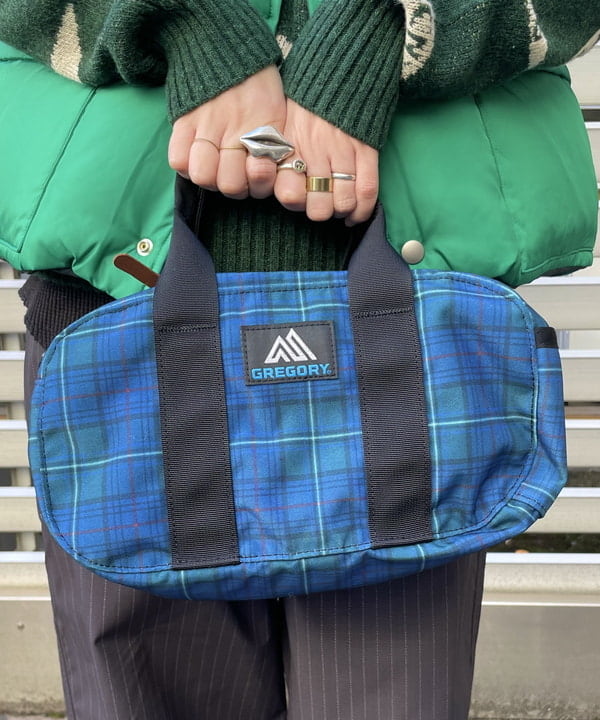 コウリキ　マミさんの「BEAMS WOMEN｜【別注】GREGORY / VINTAGE PONY BAG CHECK」を使ったコーディネート