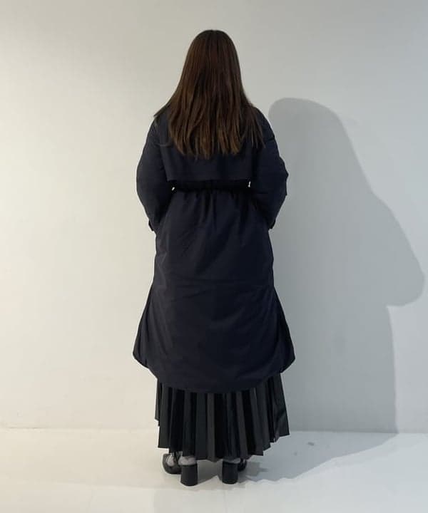 松本 佳菜子さんの「BEAMS WOMEN｜メタリックプリーツスカート」を使ったコーディネート