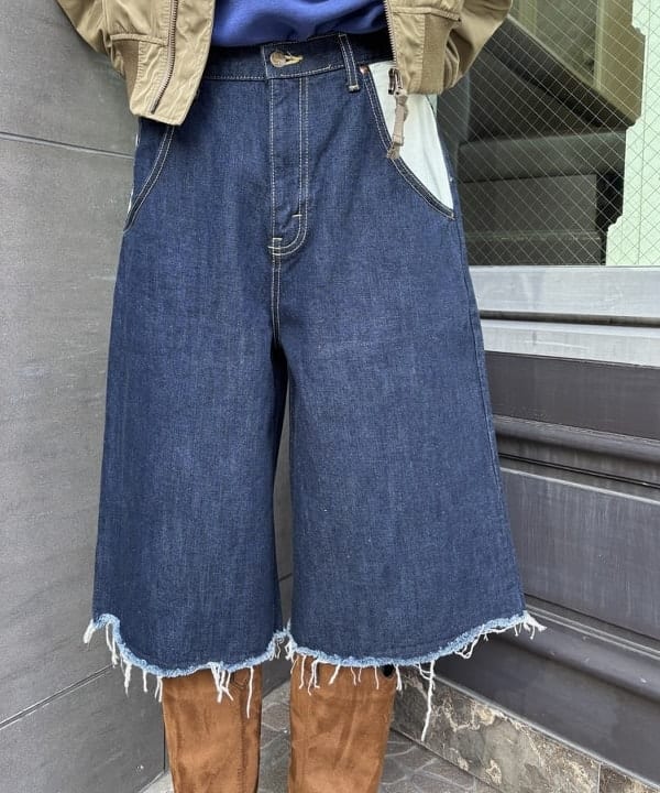 み　う　ちさんの「BEAMS WOMEN｜デタッチ スリーブ ミリタリー ブルゾン」を使ったコーディネート