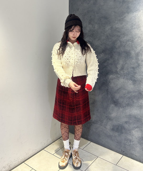 ハルカさんの「BEAMS WOMEN｜リブ ポロ カーディガン」を使ったコーディネート