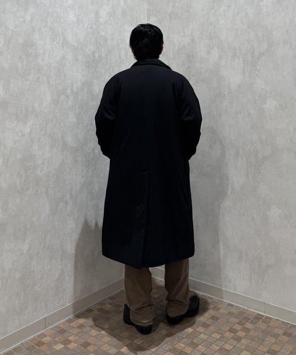 配島 孝明さんの「BEAMS WOMEN｜ワイドフィット 中綿ステンカラーコート」を使ったコーディネート