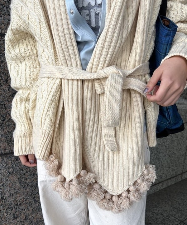 ばるたんさんの「BEAMS WOMEN｜タッセル リブ マフラー」を使ったコーディネート