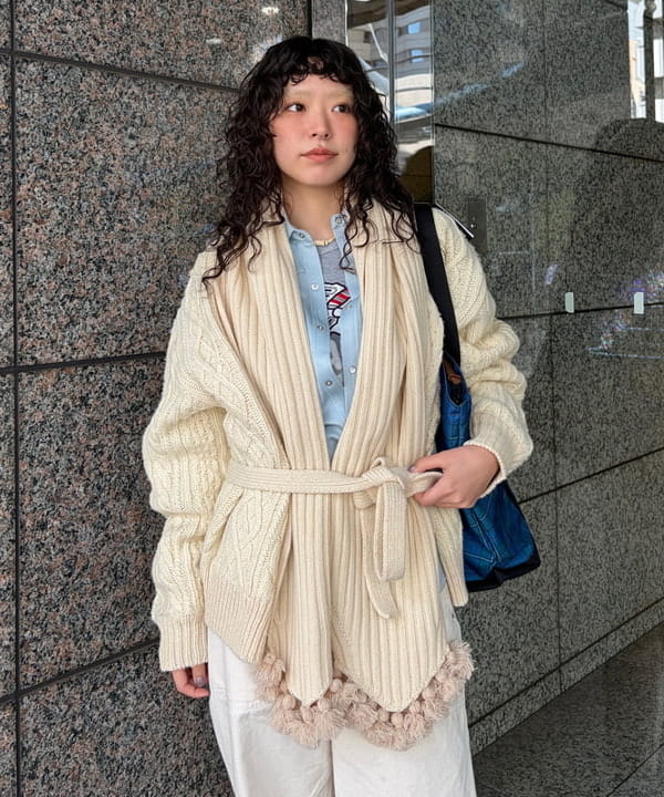 ばるたんさんの「BEAMS WOMEN｜タッセル リブ マフラー」を使ったコーディネート