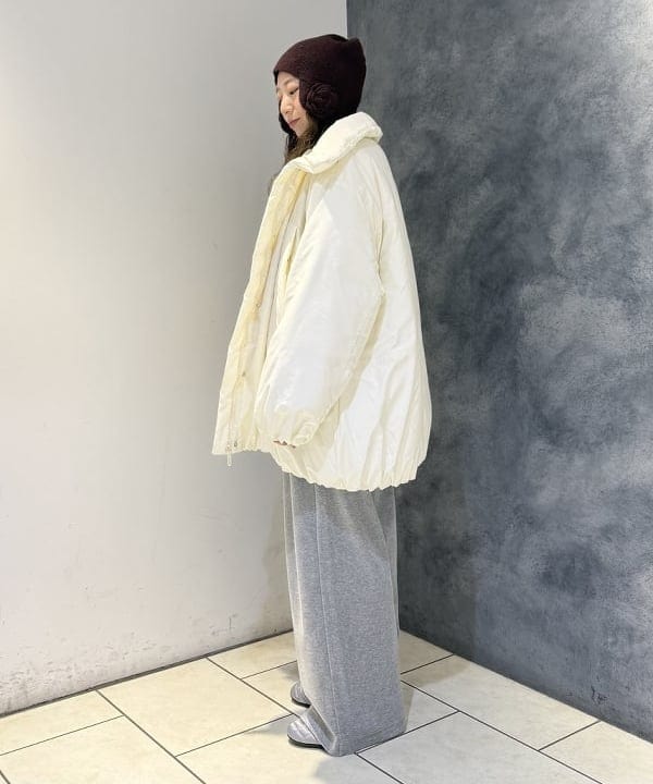 庭野 優紀さんの「BEAMS WOMEN｜【別注】Casselini / フラワー ニット帽」を使ったコーディネート