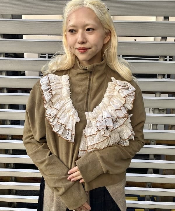 MATSUMOTO AMIさんの「BEAMS WOMEN｜【別注】Orfeo &times; maturely / フリース ハーフジップ」を使ったコーディネート