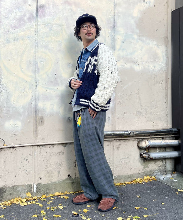 BAKU(東江 漠)さんの「BEAMS WOMEN｜ブークレ チェック イージーパンツ」を使ったコーディネート