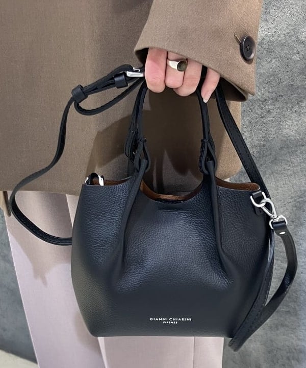 OSUMIさんの「BEAMS WOMEN｜ダブルクロス ロング ジャケット」を使ったコーディネート