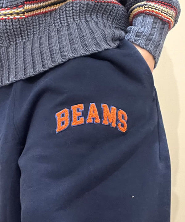 菊田 悠さんの「BEAMS WOMEN｜BEAMS ロゴ スウェット パンツ」を使ったコーディネート