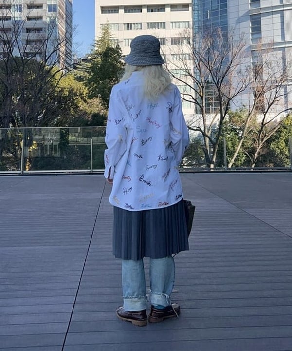 MATSUMOTO AMIさんの「BEAMS WOMEN｜【別注】L.L.Bean / Deep Bottom Leather Handle Zip Tote Mini」を使ったコーディネート