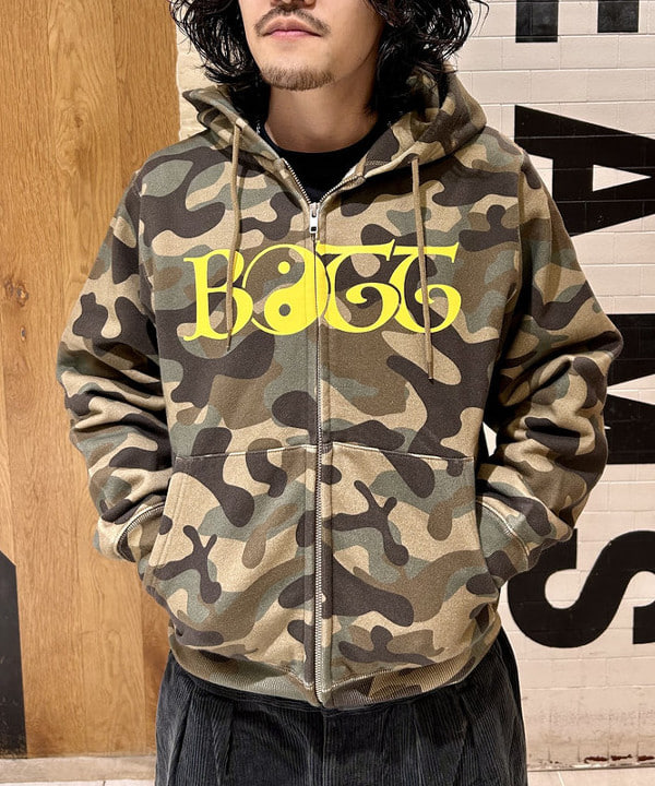 Shutoさんの「BEAMS WOMEN｜ワイドテーパード ウェービング  コーデュロイパンツ」を使ったコーディネート