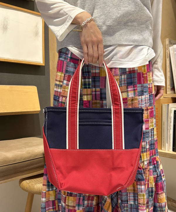 MATSUMOTO AMIさんの「BEAMS WOMEN｜L.L.Bean / Deep Bottom Deluxe Boat and Tote S」を使ったコーディネート