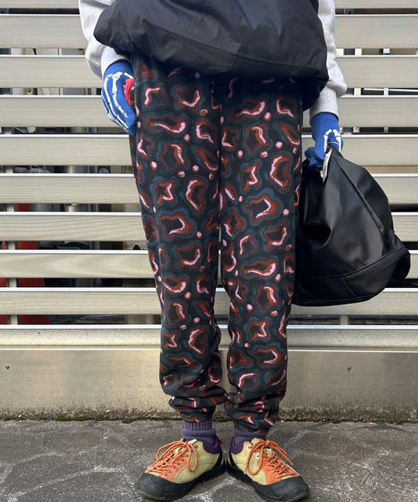 MATSUMOTO AMIさんの「BEAMS WOMEN｜【別注】INFIELDER DESIGN / BONE GLOVE」を使ったコーディネート