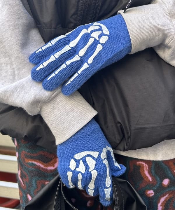 MATSUMOTO AMIさんの「BEAMS WOMEN｜【別注】INFIELDER DESIGN / BONE GLOVE」を使ったコーディネート