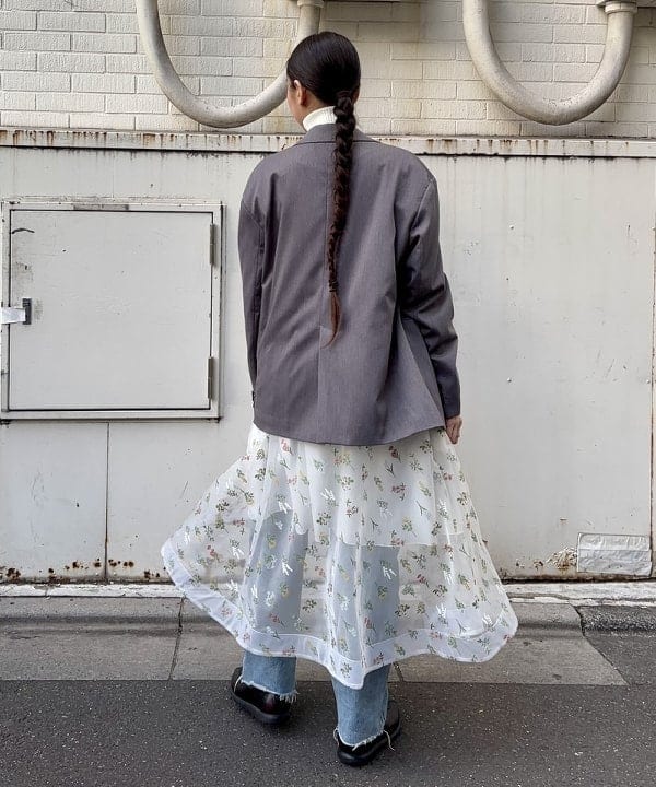 ちりこさんの「BEAMS WOMEN｜14ゲージ リブ タートル ネック ニット」を使ったコーディネート