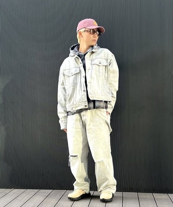 照田 拓史さんの「BEAMS WOMEN｜ワイドショート ダメージ デニム ジャケット」を使ったコーディネート