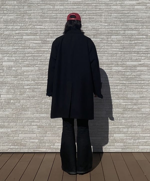 植木 竜也さんの「BEAMS WOMEN｜ワイドフィット フリース ステンカラーコート」を使ったコーディネート