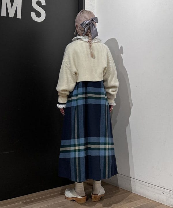 ando naoさんの「BEAMS WOMEN｜ビッグ タータン ワンピース」を使ったコーディネート