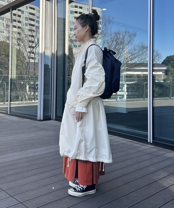 清水 彩乃さんの「BEAMS WOMEN｜ソロテックス M-65 パーカ」を使ったコーディネート