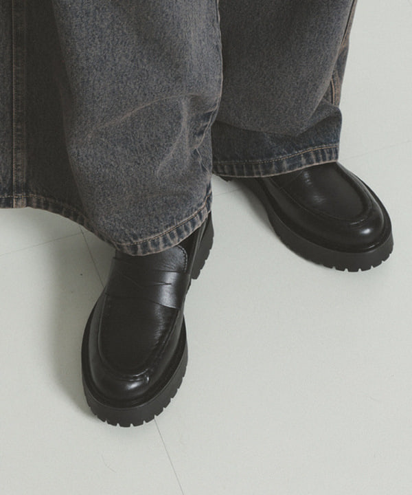 りかちょび/岸本梨佳さんの「BEAMS WOMEN｜REMME / LethLoafer」を使ったコーディネート