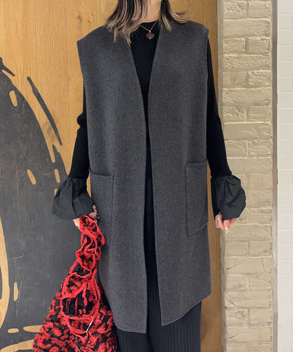 中平 あみさんの「BEAMS WOMEN｜ベルスリーブ クルーネック ニット」を使ったコーディネート