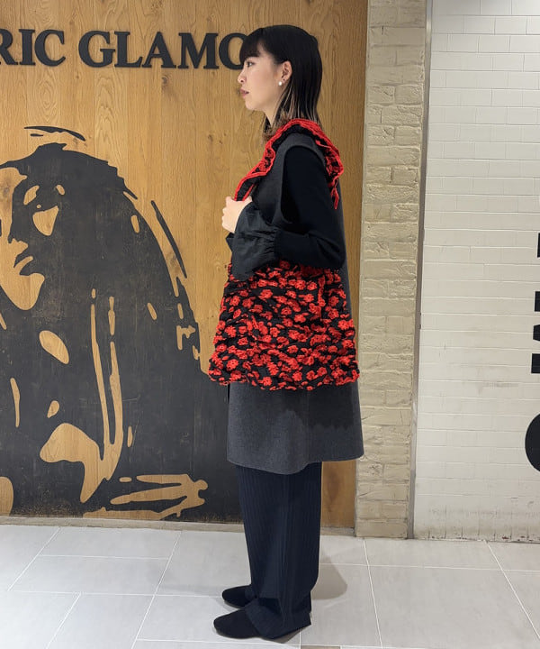 中平 あみさんの「BEAMS WOMEN｜ベルスリーブ クルーネック ニット」を使ったコーディネート