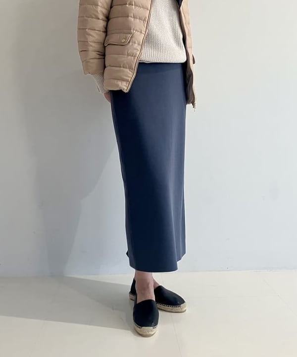 松元 晴佳さんの「BEAMS WOMEN｜シンプル タイト ニットスカート .M」を使ったコーディネート