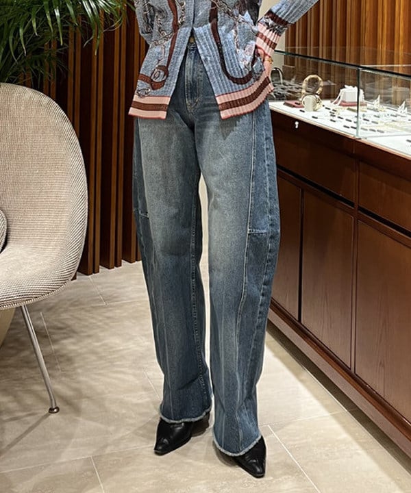 Yumenoさんの「BEAMS WOMEN｜B SIDES / RELAXED CUFFED LASSO デニムパンツ VISTA BLUE」を使ったコーディネート