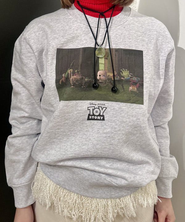 早川 萌子さんの「BEAMS WOMEN｜	【別注】GOOD ROCK SPEED / Toy Story / スウェット」を使ったコーディネート