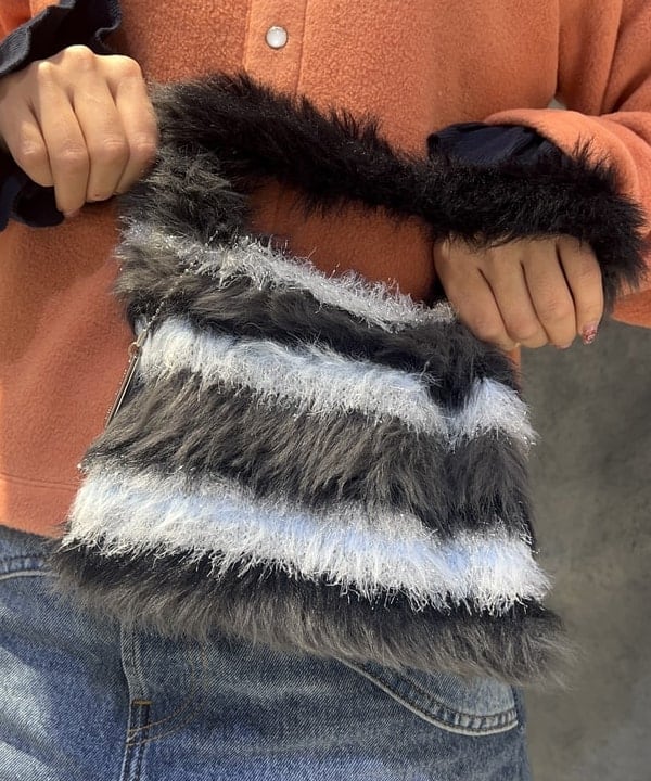 みゆうさんの「BEAMS WOMEN｜リブ フリル ギャザー ロングスリーブ」を使ったコーディネート