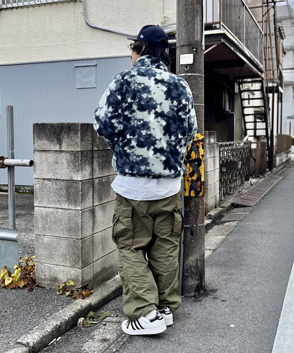 BAKU(東江 漠)さんの「BEAMS WOMEN｜リラックスフィット ボア ブルゾン」を使ったコーディネート