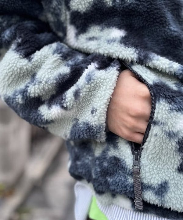 BAKU(東江 漠)さんの「BEAMS WOMEN｜リラックスフィット ボア ブルゾン」を使ったコーディネート