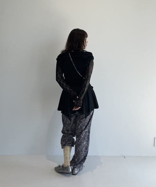 渡邊 舞さんの「BEAMS WOMEN｜リボン チェーン バッグ」を使ったコーディネート